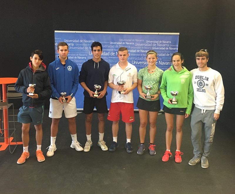 Miguel Abete y Oihane Vicario campeones del 13 Trofeo Junior Federaci&oacute;n Navarra de Tenis